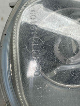 Load image into Gallery viewer, PARKLAMP Volvo V70 2001 01 2002 02 03 04 05 06 07 Left - NW265222
