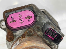 Load image into Gallery viewer, TRANSFER CASE ACTUATOR MOTOR Cayenne 03 04 05 06 07 08 09 10 - NW177244