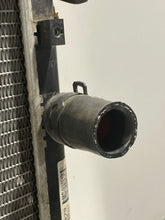 Load image into Gallery viewer, Radiator Cadillac STS 2006 - NW265031