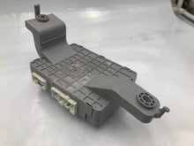 Load image into Gallery viewer, BODY CONTROL MODULE BCM COMPUTER Cx-7 2010 10 2011 11 2012 12 - NW34047