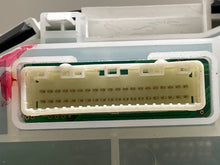 Load image into Gallery viewer, SPEEDOMETER CLUSTER Subaru Legacy 2013 13 2014 14 - NW161898