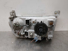 Load image into Gallery viewer, HEADLIGHT LAMP ASSEMBLY Suzuki Vitara Vitara XL-7 1999-2005 Right - NW267913
