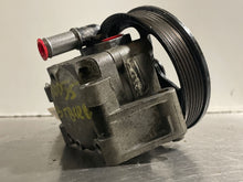 Load image into Gallery viewer, Power Steering Pump THUNDERBIRD 2003 - NW162937