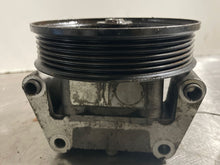 Load image into Gallery viewer, Power Steering Pump THUNDERBIRD 2003 - NW162937