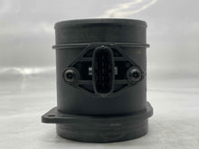 Load image into Gallery viewer, Mass Air Flow Sensor Meter MAF C70 S60 S80 V70 XC60 XC70 XC90 02-09 - NW5777