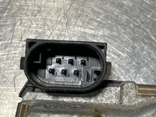 Load image into Gallery viewer, THROTTLE BODY CLK430 CLK500 ML500 SL55 01 - 06 - NW178408