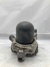 Load image into Gallery viewer, Air Injection Pump Smog Buick Lacrosse 2007 - NW7945