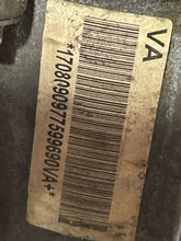Load image into Gallery viewer, TRANSFER CASE BMW X5 X6 07 08 09 10 11 12 13 - NW176735