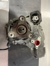 Load image into Gallery viewer, TRANSFER CASE BMW X5 X6 07 08 09 10 11 12 13 - NW176735