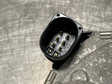 Load image into Gallery viewer, THROTTLE BODY Volkswagen Pasat CC Touareg Q7 2007 07 2008 08 09 10 11 12 - NW269816