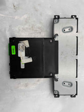 Load image into Gallery viewer, RADIO DISPLAY PANEL Volvo C70 S80 V70 XC70 07 08 09 10 11 - NW140566