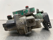 Load image into Gallery viewer, THROTTLE BODY Century Regal Lumina Car Malibu Grand Prix 01-05 - NW526847