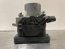 Load image into Gallery viewer, ABS Pump Chevrolet Malibu 2017 - NW271411