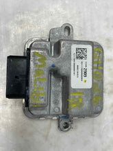 Load image into Gallery viewer, Computer Chevrolet Malibu 2017 - NW447921