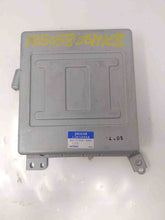 Load image into Gallery viewer, Temperature Control Computer Jaguar XK8 2000 00 2001 01 2002 02 2003 03 04 05 06 - NW272559