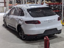Load image into Gallery viewer, Carrier Assembly PORSCHE MACAN 2015 - NW272943
