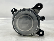 Load image into Gallery viewer, FOG LIGHT Volkswagen Passat 01 02 03 04 05 Right - NW83714