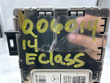 Load image into Gallery viewer, RADIO RECEIVER B250 E250 Van C250 C300 C350 C63 CLA250 CLA45 13-18 - NW273276