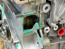 Load image into Gallery viewer, Engine Motor MERCEDES C-CLASS 2018 - NW273428