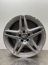 Load image into Gallery viewer, WHEEL RIM E300 E350 E400 E550 E63 11-13 18x8 - NW275014