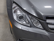 Load image into Gallery viewer, HEADLIGHT LAMP ASSEMBLY E300 E350 E400 E550 E63 10 11 12 13 Right - NW274658