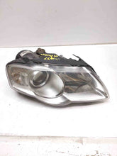 Load image into Gallery viewer, HEADLIGHT LAMP ASSEMBLY Volkswagen Passat 06 07 08 09 10 Right - NW275747