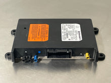 Load image into Gallery viewer, COMMUNICATION CONTROL MODULE COMPUTER B250 E250 Van C250 C300 12-16 - NW275603