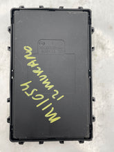 Load image into Gallery viewer, BODY CONTROL MODULE BCM COMPUTER Murano Murano Cross Cabriolet 2012 - NW31837