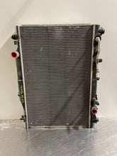 Load image into Gallery viewer, RADIATOR Cadillac CTS 2004 04 2005 05 2006 06 AT - NW131572