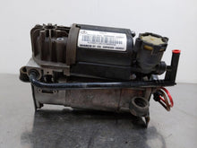 Load image into Gallery viewer, AIR RIDE COMPRESSOR E350 E550 CLS500 CLS55 CLS550 CLS63 E280 00-11 - NW276643
