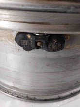 Load image into Gallery viewer, Wheel Rim Volkswagen Touareg 2013 - NW277045