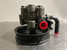 Load image into Gallery viewer, POWER STEERING PUMP HYUNDAI SONATA 2006 2.4 - NW163435