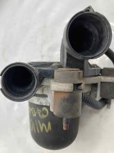 Load image into Gallery viewer, AIR INJECTION PUMP SMOG Volkswagen Jetta Beetle 2005 05 2006 06 2007 07 08 09 - NW8291