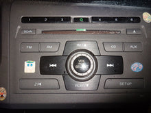 Load image into Gallery viewer, RADIO Honda Civic 2012 12 AM FM CD MP3 - NW137600