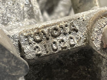 Load image into Gallery viewer, THROTTLE BODY Prius 2001 01 2002 02 03 04 05 06 07 - NW178646