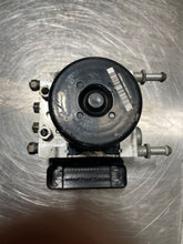 Load image into Gallery viewer, ABS Pump Dodge Caliber 2009 - NW279139