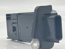 Load image into Gallery viewer, Mass Air Flow Sensor Meter MAF EX35 EX37 FX35 FX37 FX50 G25 G35 03-15 - NW5033