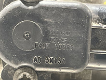 Load image into Gallery viewer, Throttle Body Lincoln Aviator 2004 - NW177541