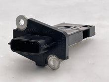 Load image into Gallery viewer, Mass Air Flow Sensor Meter MAF EX35 EX37 FX35 FX37 FX50 G25 G35 03-15 - NW5035