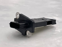 Load image into Gallery viewer, Mass Air Flow Sensor Meter MAF EX35 EX37 FX35 FX37 FX50 G25 G35 03-15 - NW5035