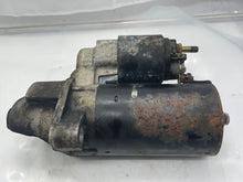 Load image into Gallery viewer, STARTER AUDI A4 A6 S4 PASSAT 97 98 99 00 01 02 - 05 - NW281389