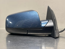 Load image into Gallery viewer, SIDE VIEW DOOR MIRROR Equinox Terrain 2015 15 2016 16 Right - NW50717
