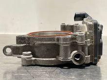 Load image into Gallery viewer, Throttle Body BMW 330I 2017 - NW281779