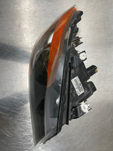 Load image into Gallery viewer, HEADLIGHT LAMP ASSEMBLY 323i 325ci 325i 328i 330ci 330i 330xi 06-08 Right - NW281987