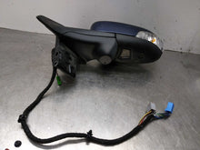 Load image into Gallery viewer, Side View Door Mirror VOLVO 70 SERIES 2012 - NW281909