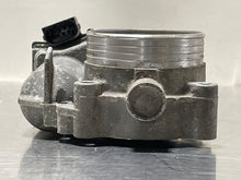Load image into Gallery viewer, THROTTLE BODY Volvo V50 C30 C70 S40 04 05 06 07 08 - 10 - NW282075