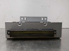 Load image into Gallery viewer, RADIO Volvo 40 Series C30 C70 S40 V50 V70 XC70 09 10 11 12 13 AM FM CD - NW282038