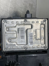 Load image into Gallery viewer, HEADLIGHT LAMP ASSEMBLY Porsche Cayenne 03 04 05 06 Right - NW103486