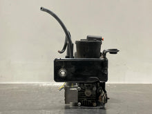 Load image into Gallery viewer, Suspension Air Compressor Pump Lincoln Navigator 2008 - NW282154