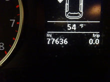 Load image into Gallery viewer, SPEEDOMETER CLUSTER Volkswagen Tiguan 13 14 15 16 17 - NW162261